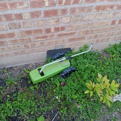 Cast Iron Outdoor Patio Sprinkler 