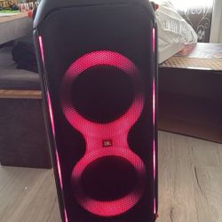 JBL PartyBox 710 Bluetooth Speaker 