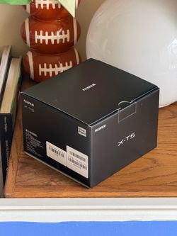 Fujifilm X-T5 Silver – NEW