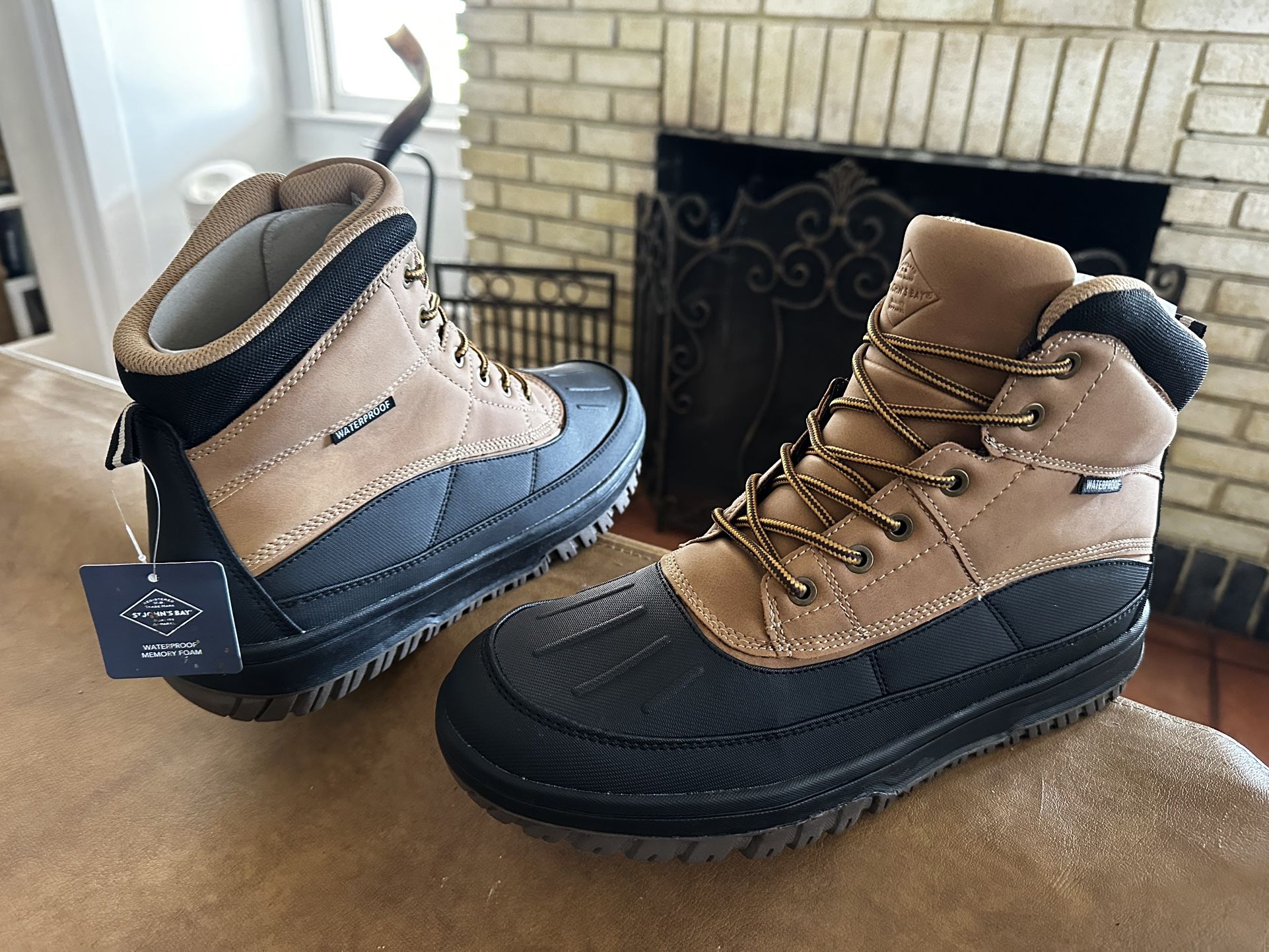 St. John's Bay Mens Hatley Flat Heel Lace Up Boots Men’s Size 11 Dark Brown | Medium (OPEN TO TRADES)