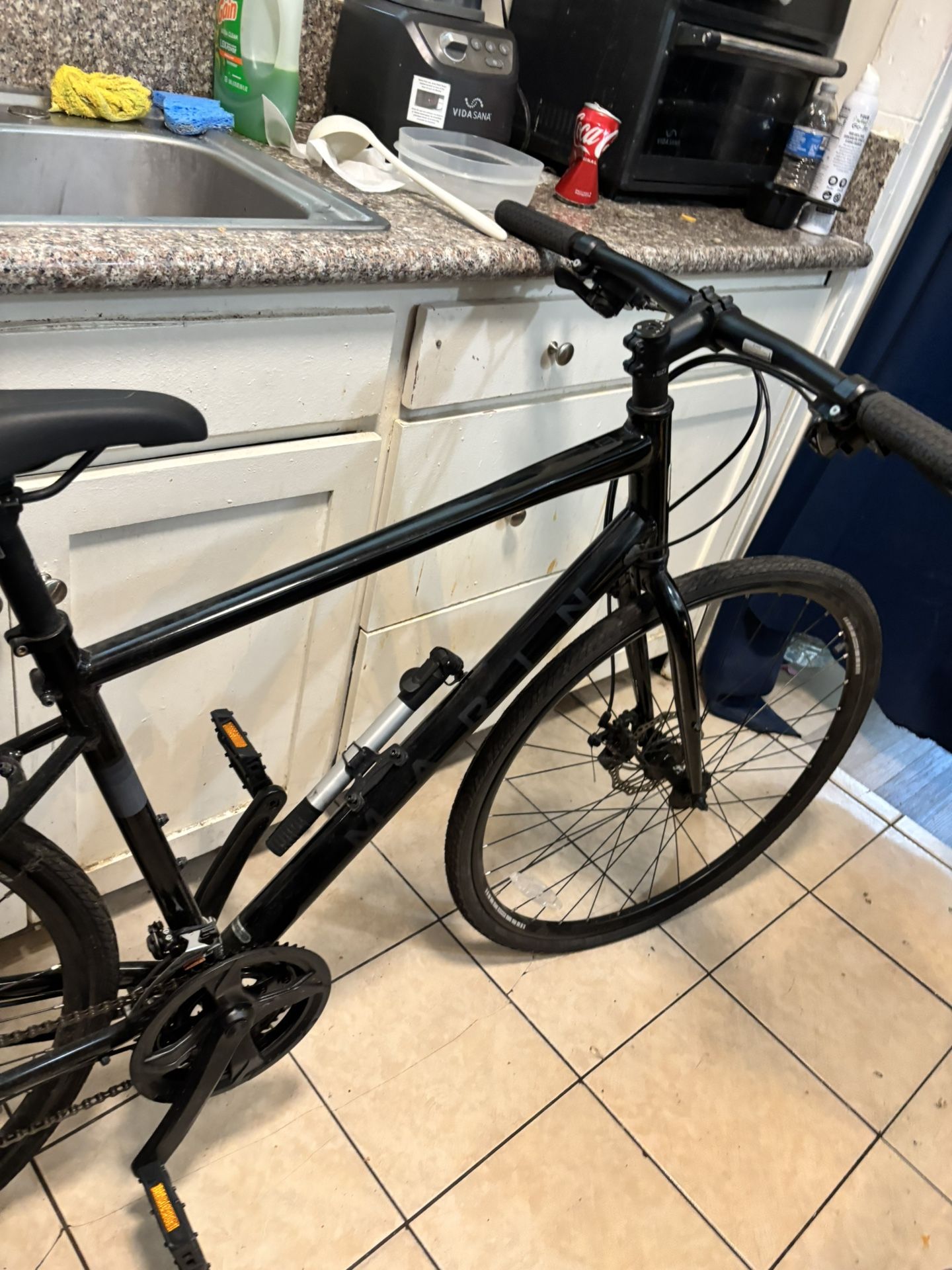 Lightweight Marin Fairfax 1 Hybrid Bike - Perfect for Commuting