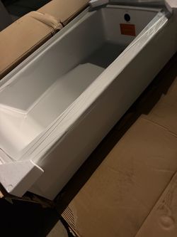 New Kohler Elmbrook Fiberglass Bathtub Right Drain White 60x30