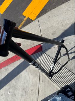 Throne frame (street cod frame lmk)
