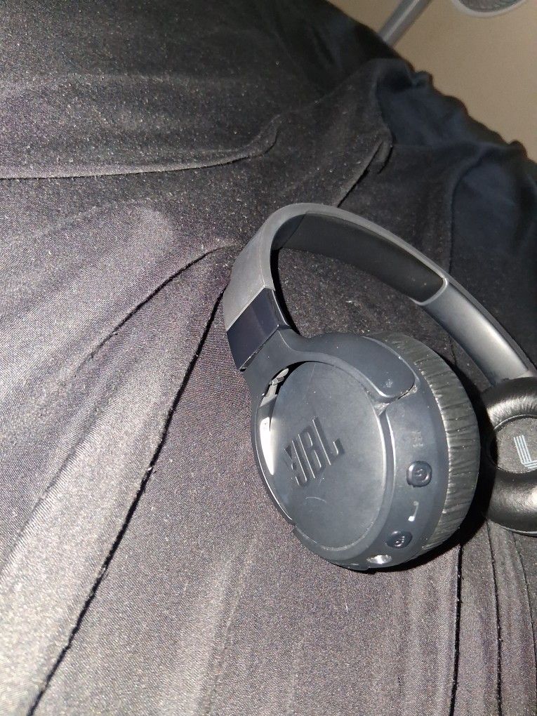 Jbl Noise Cancelation Headphones