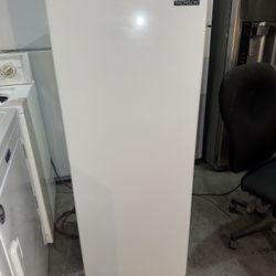 Frezeer Working 3 Month Warranty 