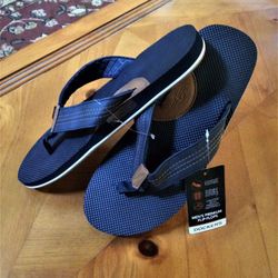Docker's Men's Premium Flip-Flops "BRAND NEW" Size L 11/12