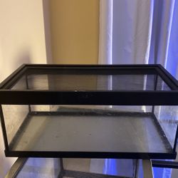 5 gallon tank with slide open lid