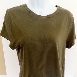 Women’s Crop Top Size Small