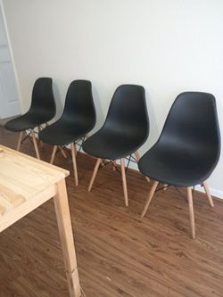 IKEA Table and 4 chairs included