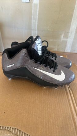 Nike Alpha strike 2 football cleat sz 8.5