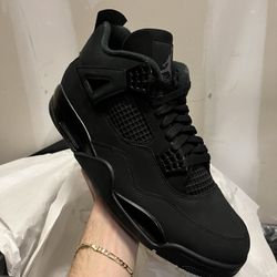 Jordan 4 “BLACK CAT” 2025!