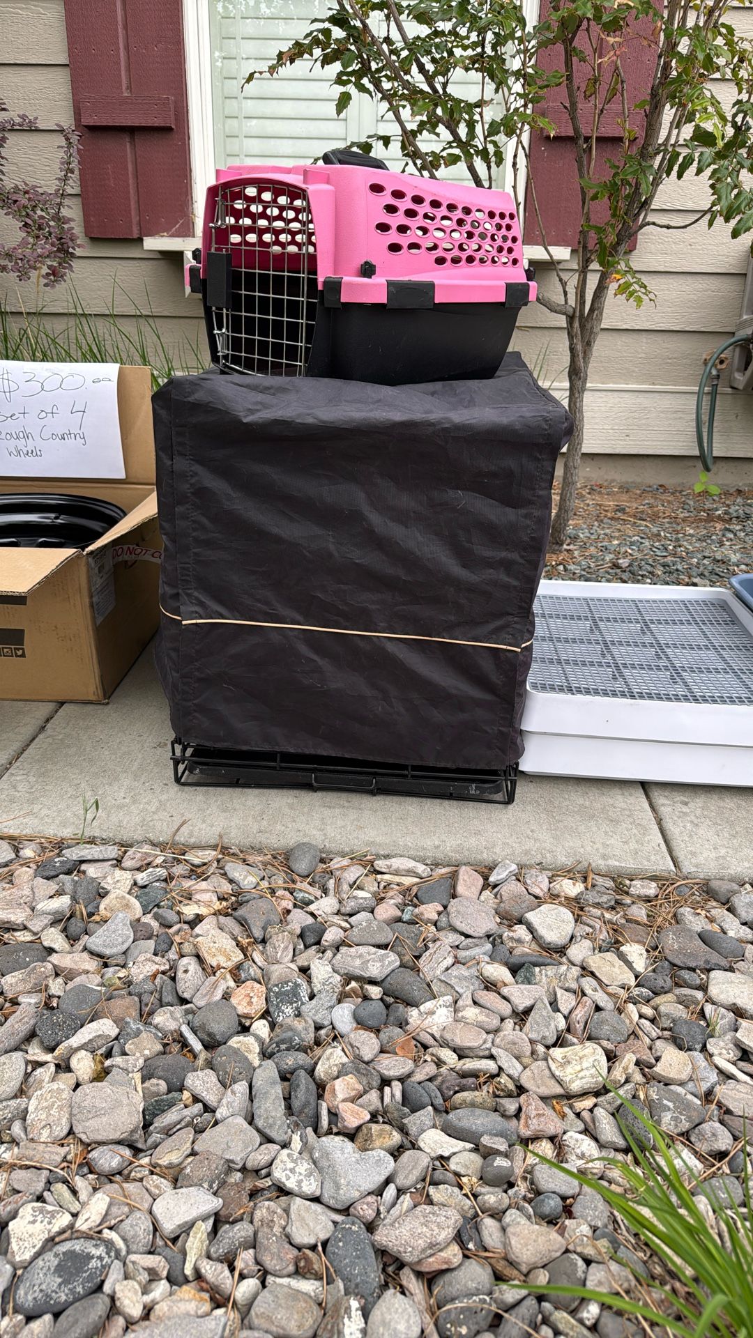 Small Dog Crate 