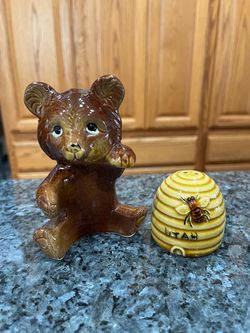 Vintage Bear and Beehive Large Pair of Salt and Pepper Shakers. Made in Japan stamped on the bottom of the Bear “Japan”. Has Utah on the beehive. S