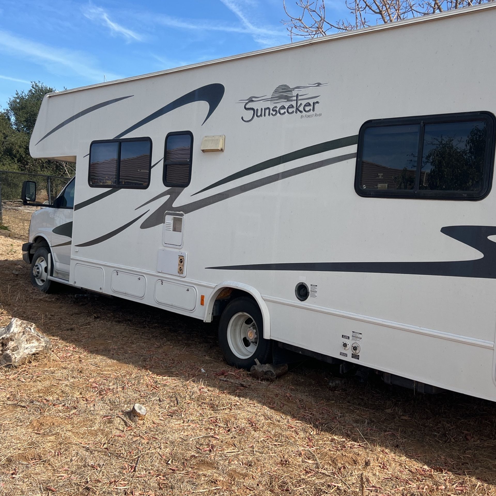2005 Chevy RV low. Miles