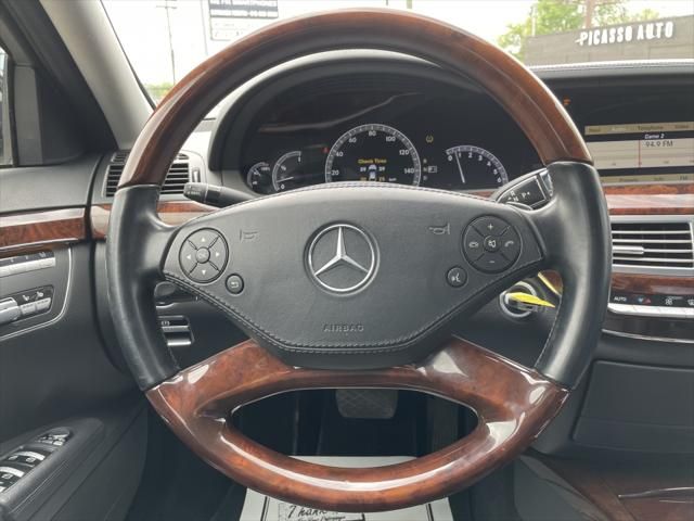 2011 Mercedes-Benz S-Class