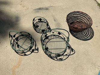 3 Metal Baskets
