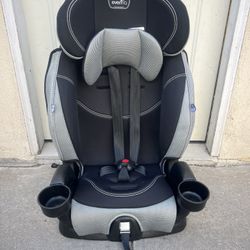 EVENFLO BOOSTER CAR SEAT