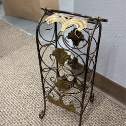 WINE BOTTLE RACK