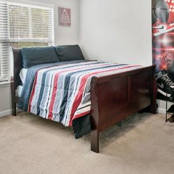 Beds, Dining Table,  Full Size Beds, Queen Size Beds