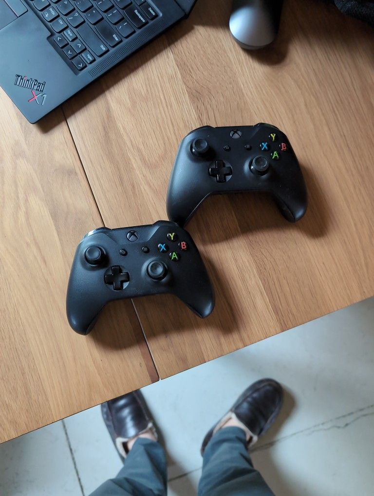 xbox one wireless controllers