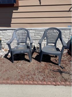 FREE plastic chairs