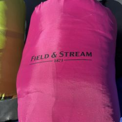 Kids/youth Sleeping Bags. 20$ / 10$