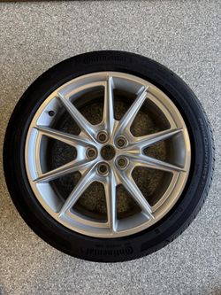 S650 Mustang Premium wheels and tires