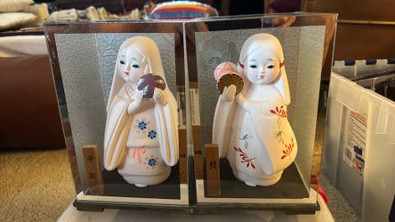 2 vtg Japanese hakata bisque porcelain doll figurin