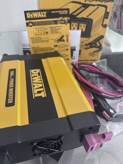 DEWALT 1000-Watt Portable Car Power Inverter with Triple USB Ports