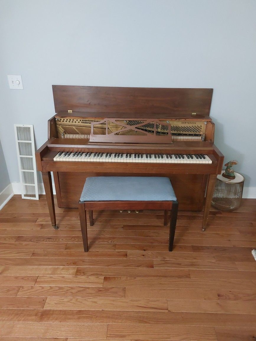 Westbrook Piano for free pickup