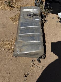 1(contact info removed) Lincoln town car gas tank OEM