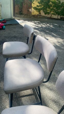 3 high chairs