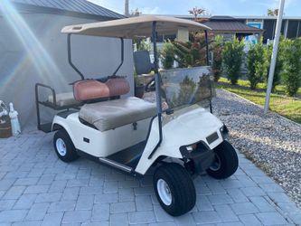 EZ Go Gas Golf Cart