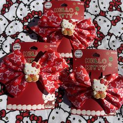 Claire’s Hello Kitty Hair Bows