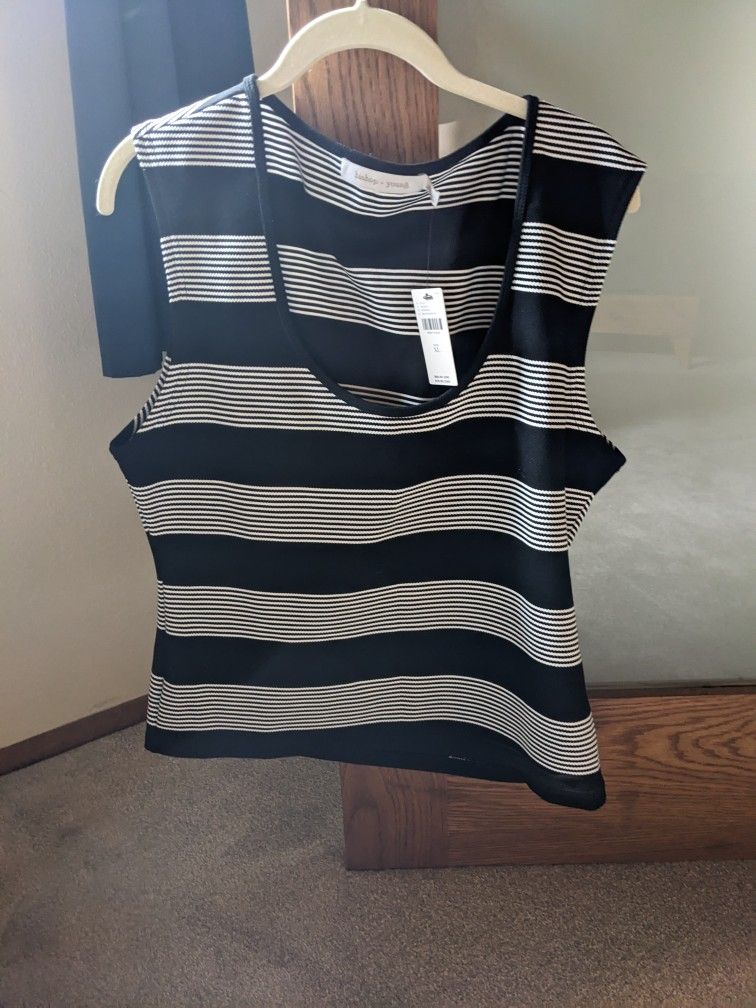 Tank Top Shirt From Anthropology - New