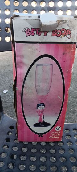 BETTY BOOP WINE GLASS