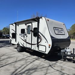 Travel  Trailer/RV