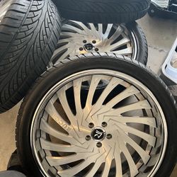 24” Rucci Wheels & Tires 