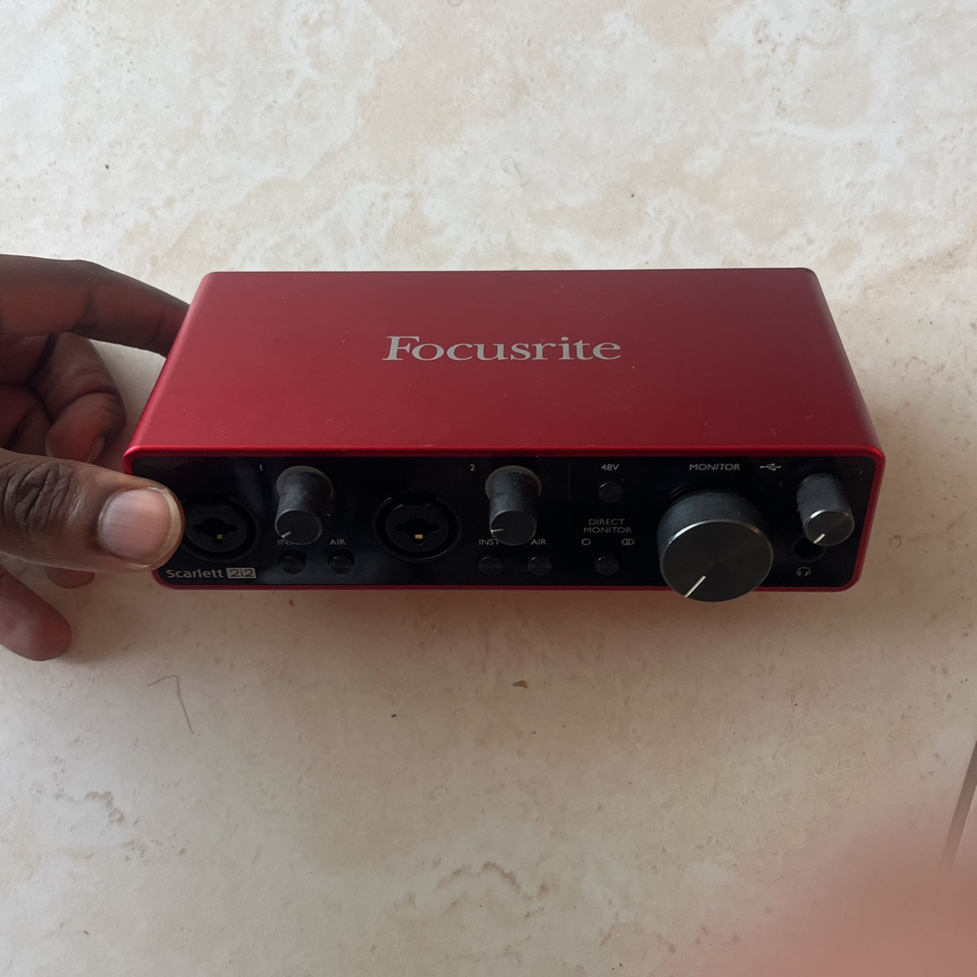 Focusrite Scarlett 212