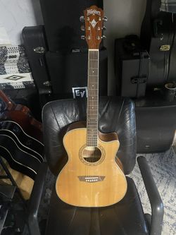 Washburn 6 String Guitar