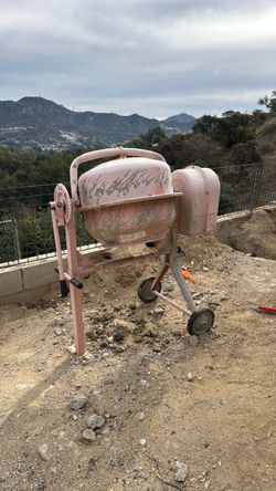 Concrete mixer