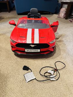 Rollplay 6V Ford Mustang Powered Rid-On-Red