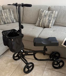 BodyMed Knee Walker with Dual Brakes