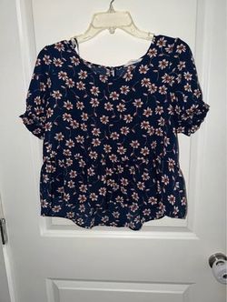 Hippie Rose Navy Floral Peplum Blouse size large