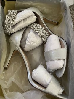 Grey/ Sliver Women’s Heals