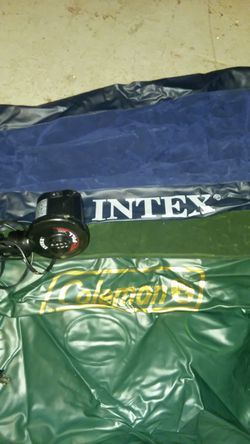 1 full size blow up matrass and 1 twin size blow up matrass and air pump included in great condition only 30$