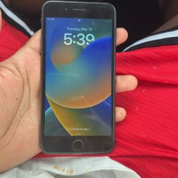 iPhone 8 Plus Fully Unlocked 