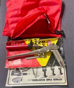 BRAND NEW OLD STOCK: Malco Hand Riveter: 2in1: Malco 2-in-1 Hand Riveter kit, featuring a manual blind rivet gun with a red handle grip & its original