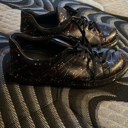 Black shoes