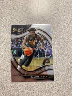 2021-22 Panini Chronicles Davion Mitchell Select Purple Prizm Rookie Card